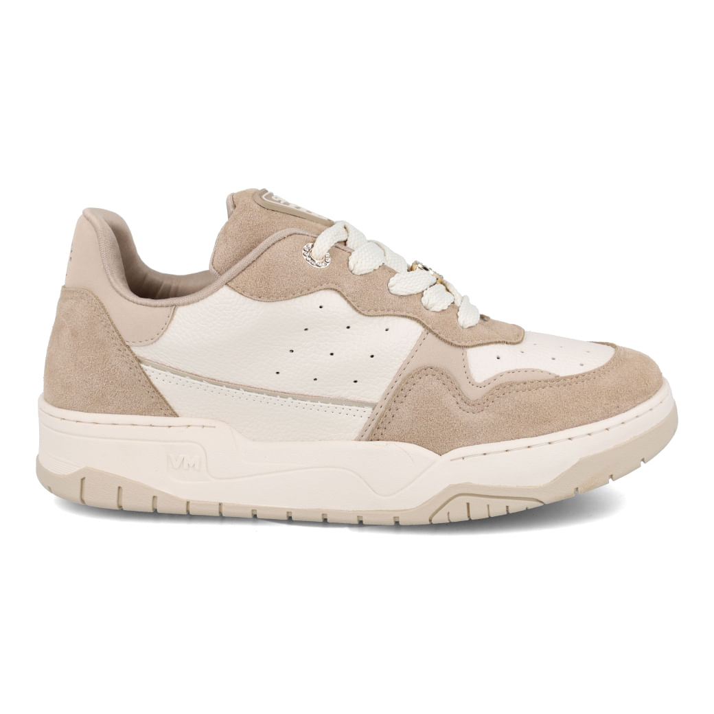 Tênis casual feminino Via Marte modelo 276-012-14 em camurça bege com detalhes em marfim e sola branca antiderrapante